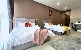 Free Parking # 2 Bed Family Bellsuite - Sepang Klia Kota Warisan